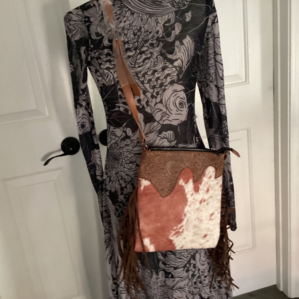 Jin ping Women CrossBody Fringe Multi Design Purse, Color Brown, Beige NWT